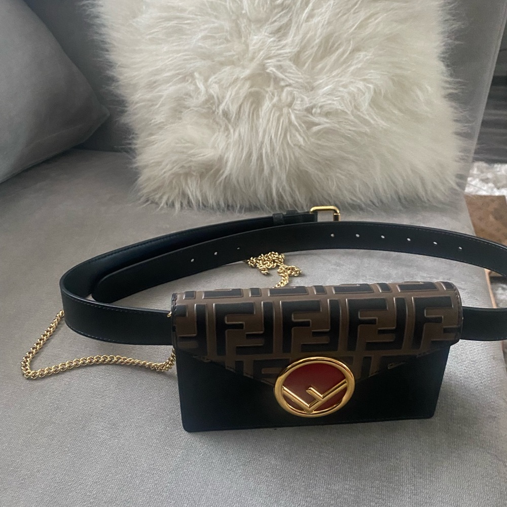 Fendi bag/belt ,wear it multiple ways. I have receipts!